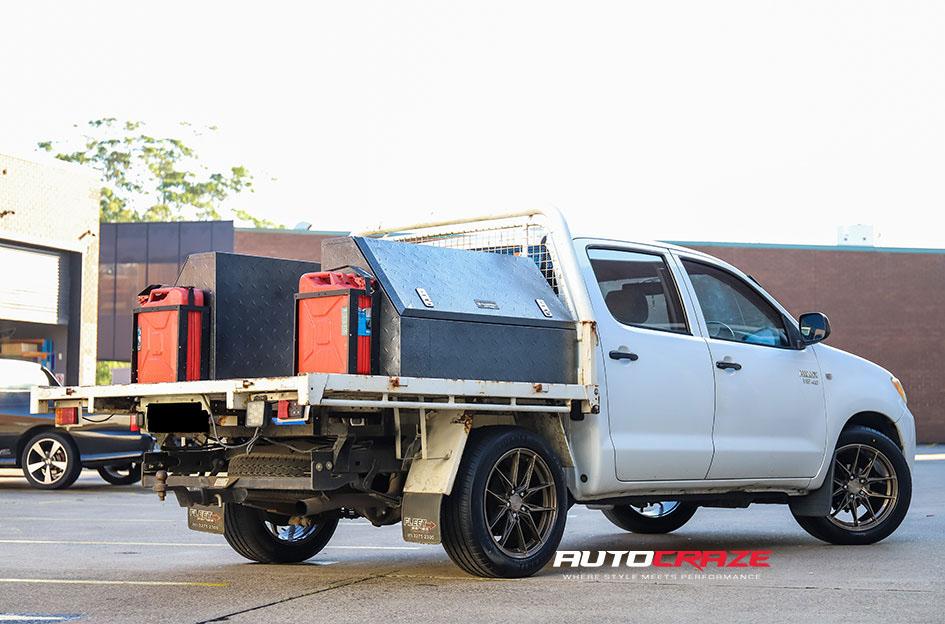 TOYOTA HILUX 2WD (2005 ONWARDS) TOXIN DUAL BRONZE